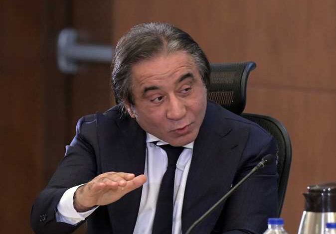 رجل الأعمال - أحمد عز