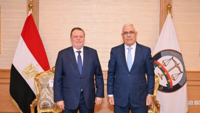 النائب العام ومحافظ البنك المركزي