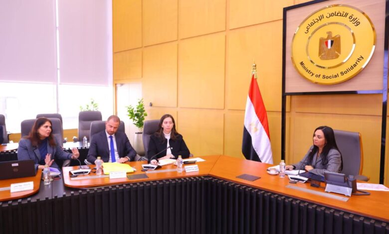 وزيرة التضامن والبنك الدولي