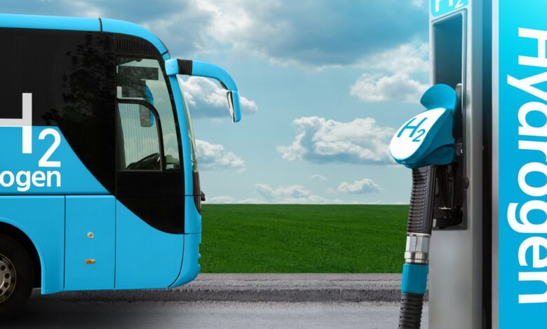 حافلة بالهيدروجين الأخضر