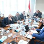 وزير الإسكان يستعرض التصور المبدئي لمشروع سكني جديد للإسكان المتوسط