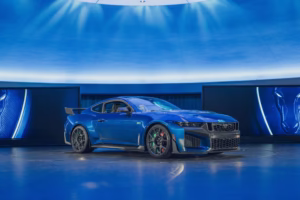  موستنج دارك هورس SC 2026: