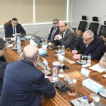 وزير الإسكان يلتقي وفداً من شركة سان جوبان (Saint-Gobain)الفرنسية