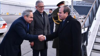 الرئيس السيسي يصل منتدي دافوس