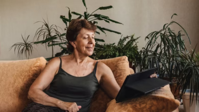 عناية بالبشرة - أرشيفية