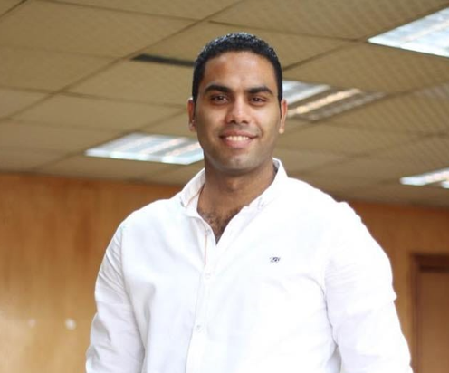 الكاتب الصحفي بجريدة أخبار اليوم - الأستاذ مصطف متولى