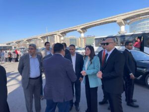 وزيرة الإسكان تقوم بجولة مفاجئة بمدينة القاهرة الجديدة