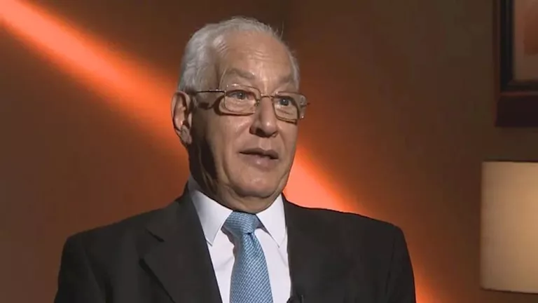 الملك سلمان يشارك في دور فعال في الحرس الوطني المصري خلال حرب 1956