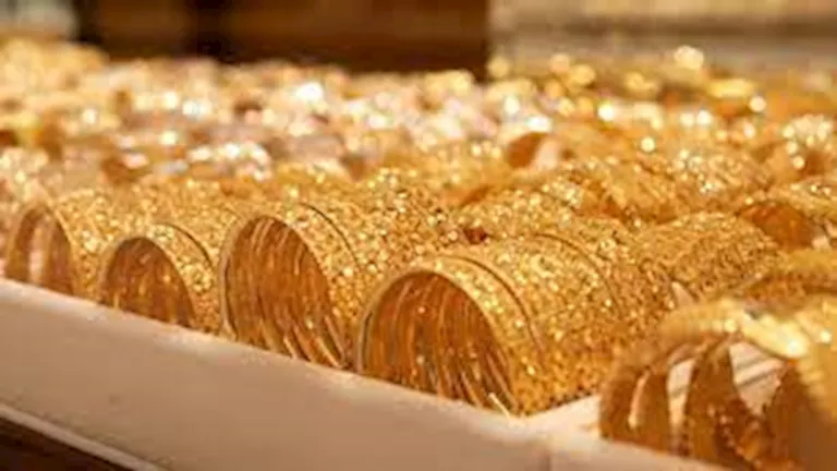 انخفاض مستمر في سعر الذهب وسط تعاملات الجمعة في مصر