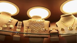 تراجع أسعار الذهب عالميا الأربعاء في ظل تقلبات السوق