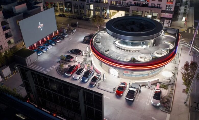 تسلا توسع حضورها إلى قطاع المطاعم لتجربة فريدة لسائقي السيارات الكهربائية