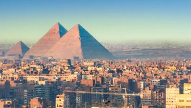 ستاندرد آند بورز تخفض توقعات نمو مصر إلى ٤.٧ في المئة بحلول عام ٢٠٢٦ نتيجة لتداعيات الحرب