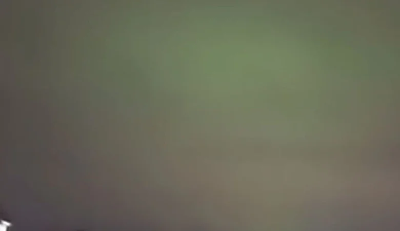 سر الظاهرة العلمية الضوء الأخضر الذي أضاء سماء سوريا مساء أمس