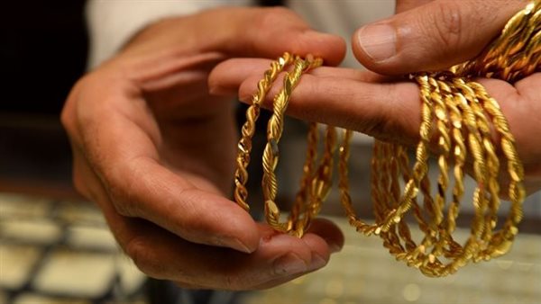 سعر الذهب في مصر اليوم السبت الثالث من أبريل ٢٠٢٦ وتحركاته المفاجئة في السوق