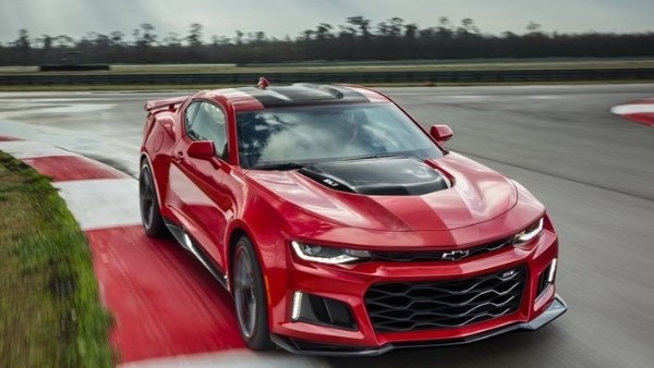 شيفروليه كامارو 2028 تعود بتصميم جديد مميز بأربعة أبواب وصور مثيرة