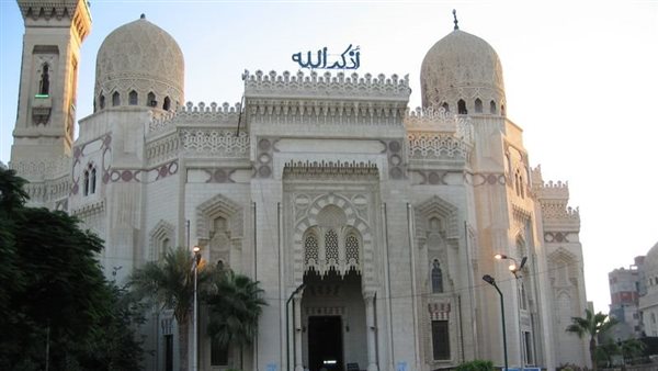 موعد أذان المغرب اليوم الاثنين في القاهرة والمحافظات مع توقيتات دقيقة