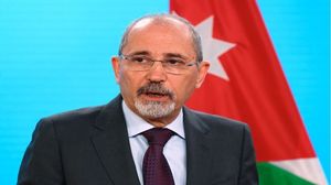 وزير الخارجية يؤكد على أهمية يوم أردني سوري تاريخي يعزز علاقات التعاون بين البلدين